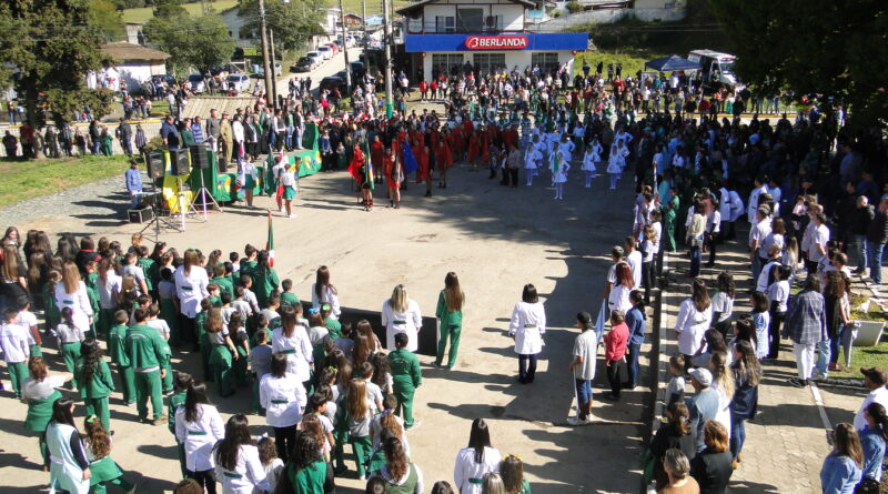 Evento foi em homenagem aos 200 ano da Independência do Brasil.